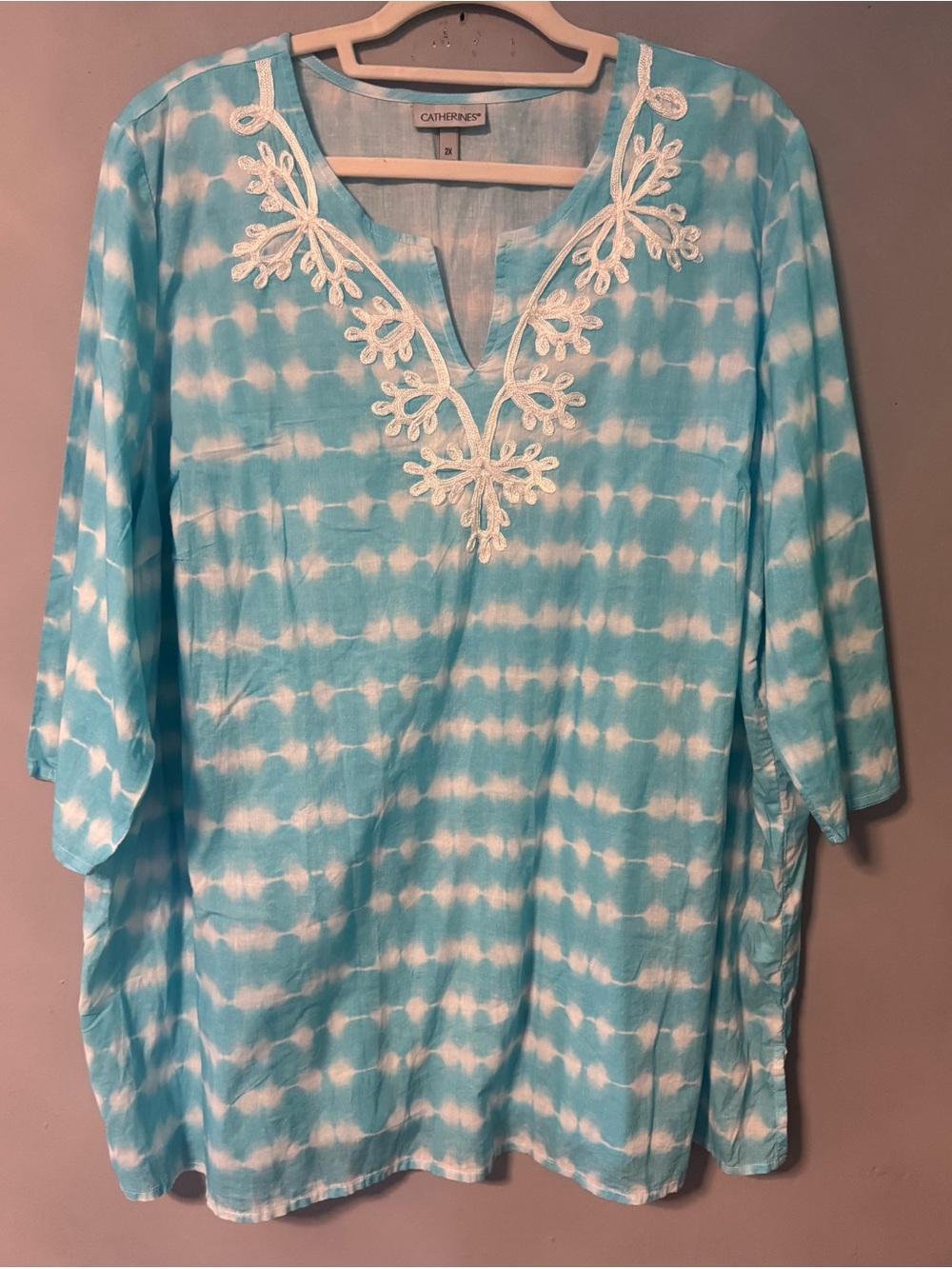 Catherines Women’s Sky Blue Tie-Dye Embroidered V-Neck Tunic Size 2X - Picture 2 of 8